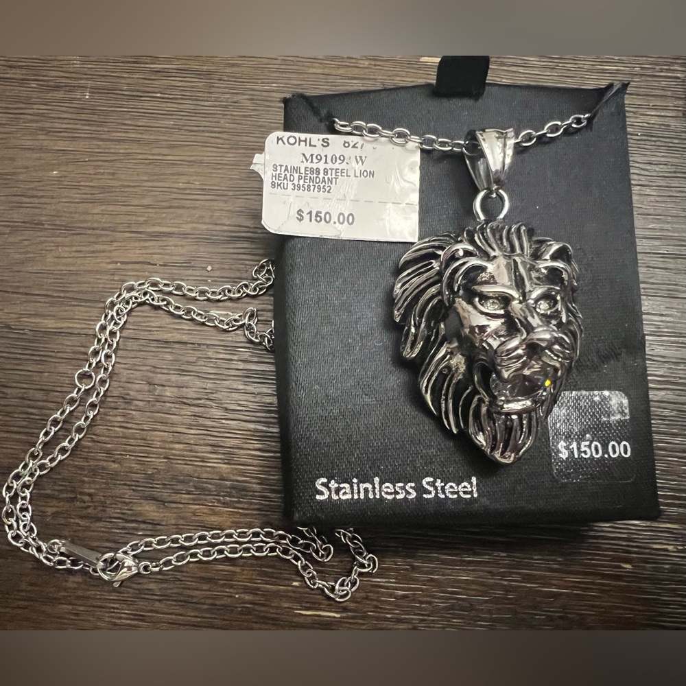 NWT Focus for Men Stainless Steel Lion Head necklace